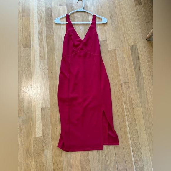 Lulus Dresses & Skirts - Lulu's Elegant Red Sleeveless Dress